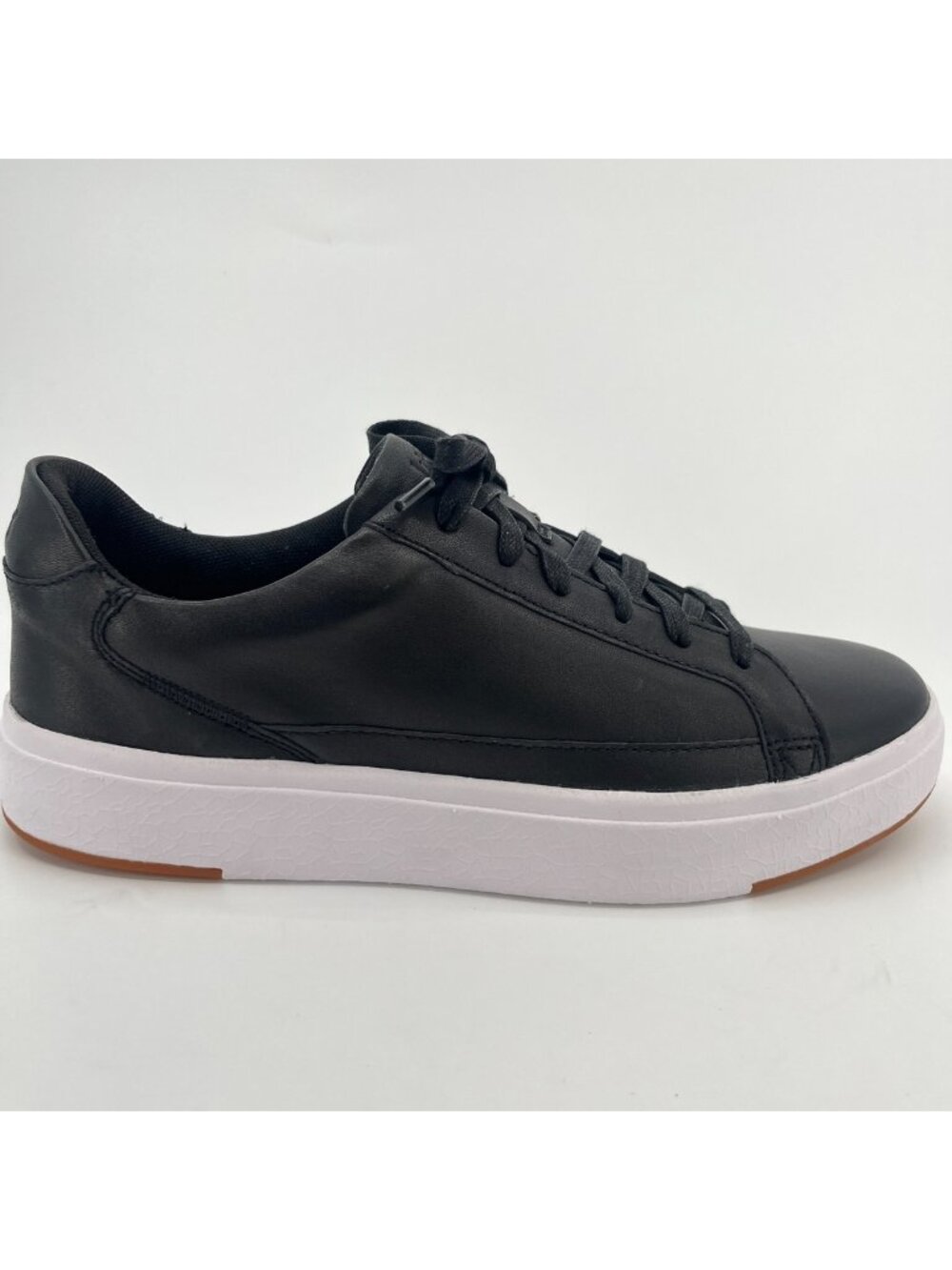 Kizik Vegas Womens Size 9EE Mens 7.5EE Black Athletic Hands Free Shoes Sneakers